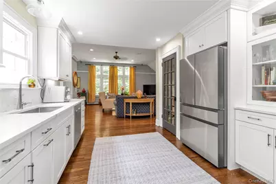 550 Nassau Boulevard, West Hempstead, NY 11552 - Photo 11