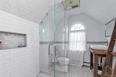 550 Nassau Boulevard, West Hempstead, NY 11552 - Photo 19