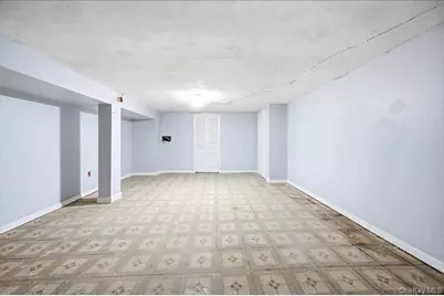 2712 Holland Avenue, Bronx, NY 10467 - Photo 17