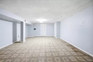 2712 Holland Ave, Bronx, NY 10467 - Photo 17