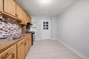 2712 Holland Ave, Bronx, NY 10467 - Photo 7