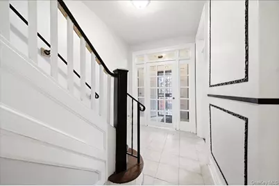 2712 Holland Avenue, Bronx, NY 10467 - Photo 3