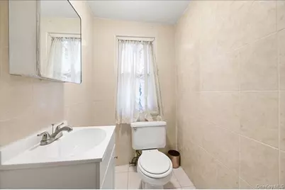2712 Holland Avenue, Bronx, NY 10467 - Photo 9