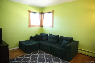 250 Wyona Ave, Lindenhurst, NY 11757 - Photo 11