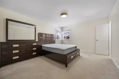 11 Old Post Road E, Port Jefferson, NY 11777 - Photo 7