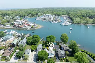 168 Sterling St, Greenport, NY 11944 - Photo 9
