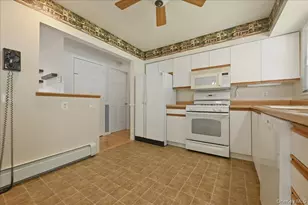 2937 Morgan Dr, Wantagh, NY 11793 - Photo 15