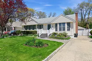 2937 Morgan Dr, Wantagh, NY 11793 - Photo 3