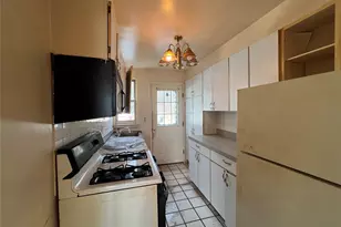 101 Carpenter Ave, Mount Kisco, NY 10549 - Photo 5