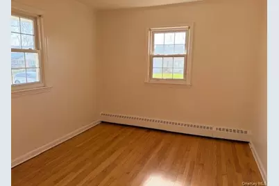 209 Brompton Road, Garden City, NY 11530 - Photo 13