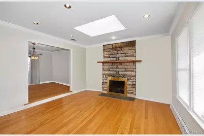 209 Brompton Road, Garden City, NY 11530 - Photo 3