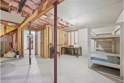 63 Pinedale Avenue, Farmingville, NY 11738 - Photo 29