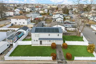 55 Schleigel Blvd, Farmingdale, NY 11735 - Photo 33