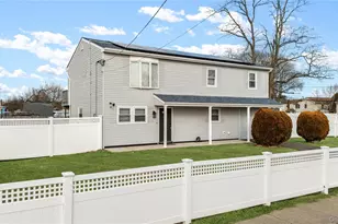 55 Schleigel Blvd, Farmingdale, NY 11735 - Photo 3