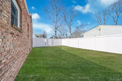 77 Market Street, Mastic Beach, NY 11951 - Photo 25