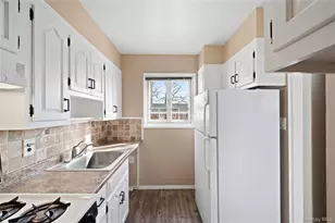 226-10 Manor Rd, Queens Village, NY 11427 - Photo 11