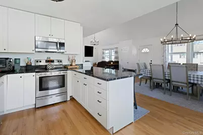 34 Ashburton Road, Carmel, NY 10512 - Photo 17