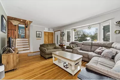 30 Middle Drive, Huntington, NY 11743 - Photo 3