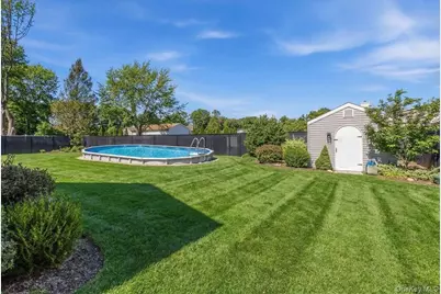 949 Union Street, Bohemia, NY 11716 - Photo 31