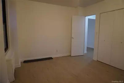 161 Pearsall Drive Pearsall Drive #3H, Mount Vernon, NY 10552 - Photo 9