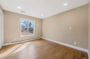 1027 Windermere Rd, Franklin Square, NY 11010 - Photo 23