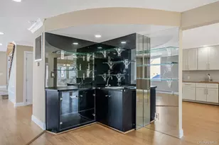 1027 Windermere Rd, Franklin Square, NY 11010 - Photo 13