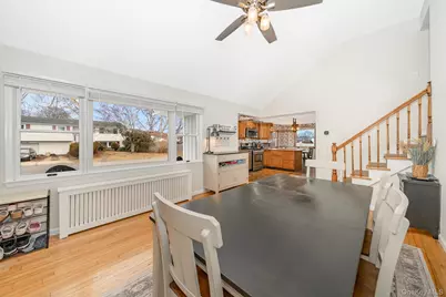 48 Butler Street, West Islip, NY 11795 - Photo 11