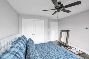 10 Beverly Rd, Farmingdale, NY 11735 - Photo 21