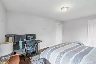 10 Beverly Rd, Farmingdale, NY 11735 - Photo 27