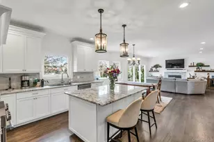 10 Beverly Rd, Farmingdale, NY 11735 - Photo 9