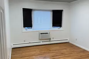 47-25 208, Bayside, NY 11361 - Photo 3