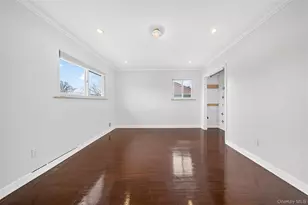 55 Executive Dr, Manhasset Hills, NY 11040 - Photo 21