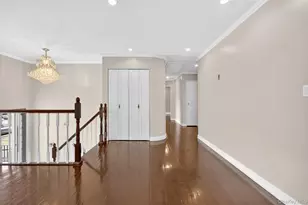 55 Executive Dr, Manhasset Hills, NY 11040 - Photo 5