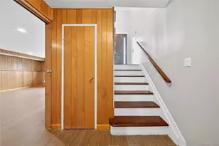 55 Executive Dr, Manhasset Hills, NY 11040 - Photo 27