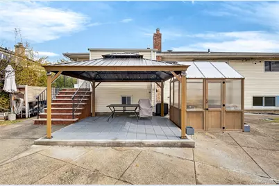 55 Executive Drive, Manhasset Hills, NY 11040 - Photo 39