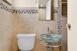 55 Executive Dr, Manhasset Hills, NY 11040 - Photo 37