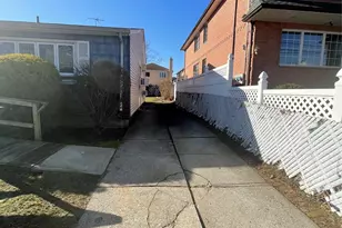 154-58 20th Rd, Whitestone, NY 11357 - Photo 3