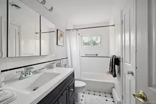 23 N Westbury Rd, Hampton Bays, NY 11946 - Photo 9