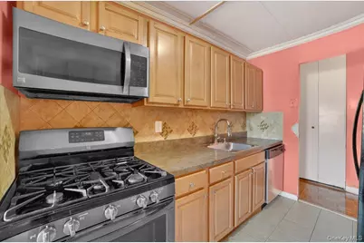 11 Park Avenue #3D, Mount Vernon, NY 10550 - Photo 7