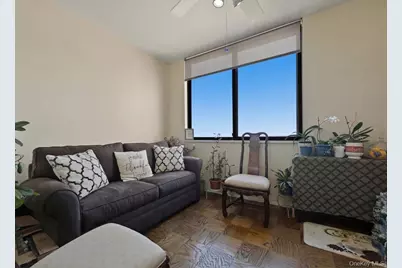 26910 Grand Central Parkway #31B, Floral Park, NY 11005 - Photo 11