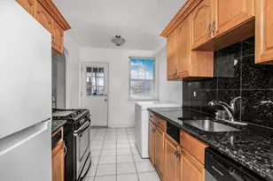 986 Neill Ave, Bronx, NY 10462 - Photo 17