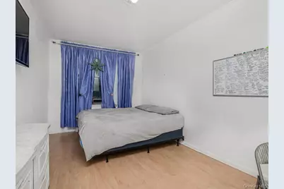 986 Neill Avenue, Bronx, NY 10462 - Photo 9