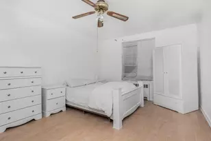 986 Neill Ave, Bronx, NY 10462 - Photo 7