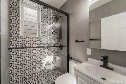 36-34 11th Street #2F, Astoria, NY 11106 - Photo 7