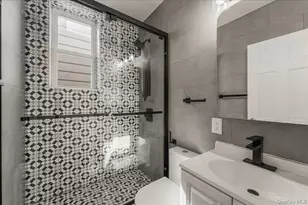 36-34 11th St, Astoria, NY 11106 - Photo 7