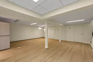 2038 Berfond Ct, Merrick, NY 11566 - Photo 21