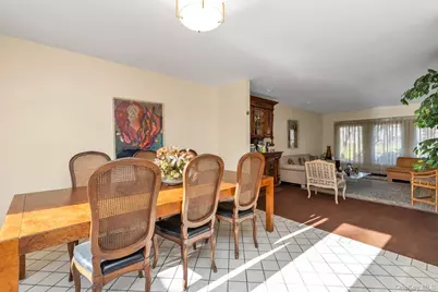 2038 Berfond Court, Merrick, NY 11566 - Photo 9