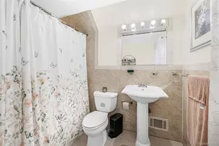 233 Clunie Ave, Yonkers, NY 10703 - Photo 19