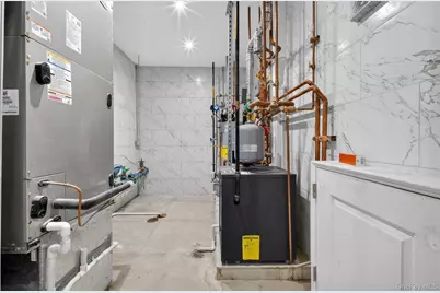 14-09 133rd Place, College Point, NY 11356 - Photo 31