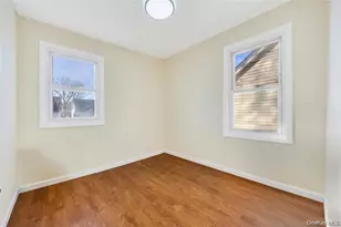 100-35 204th St, Hollis, NY 11423 - Photo 19